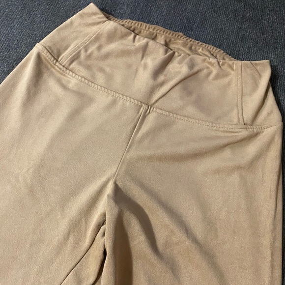 High waisted beige suede skinny pants - Picture 2 of 4